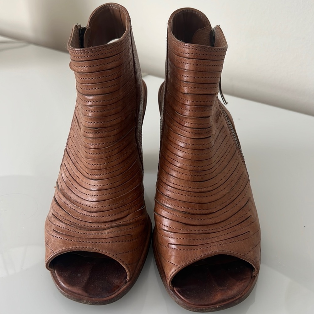 Paul Green Cayanne Peep Toe Sandal